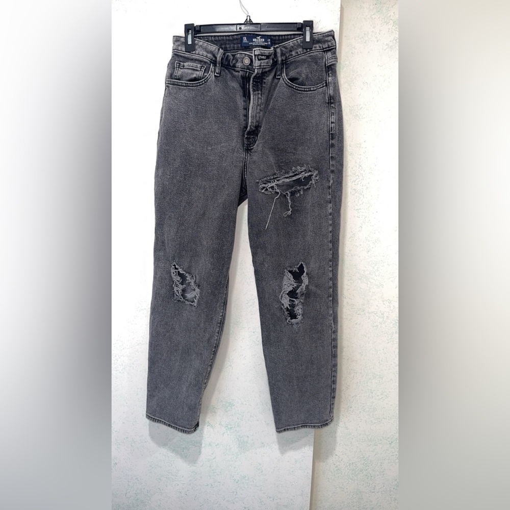 Hollister Women's Black Distressed Ultra High Rise Vintage Straight  Jeans